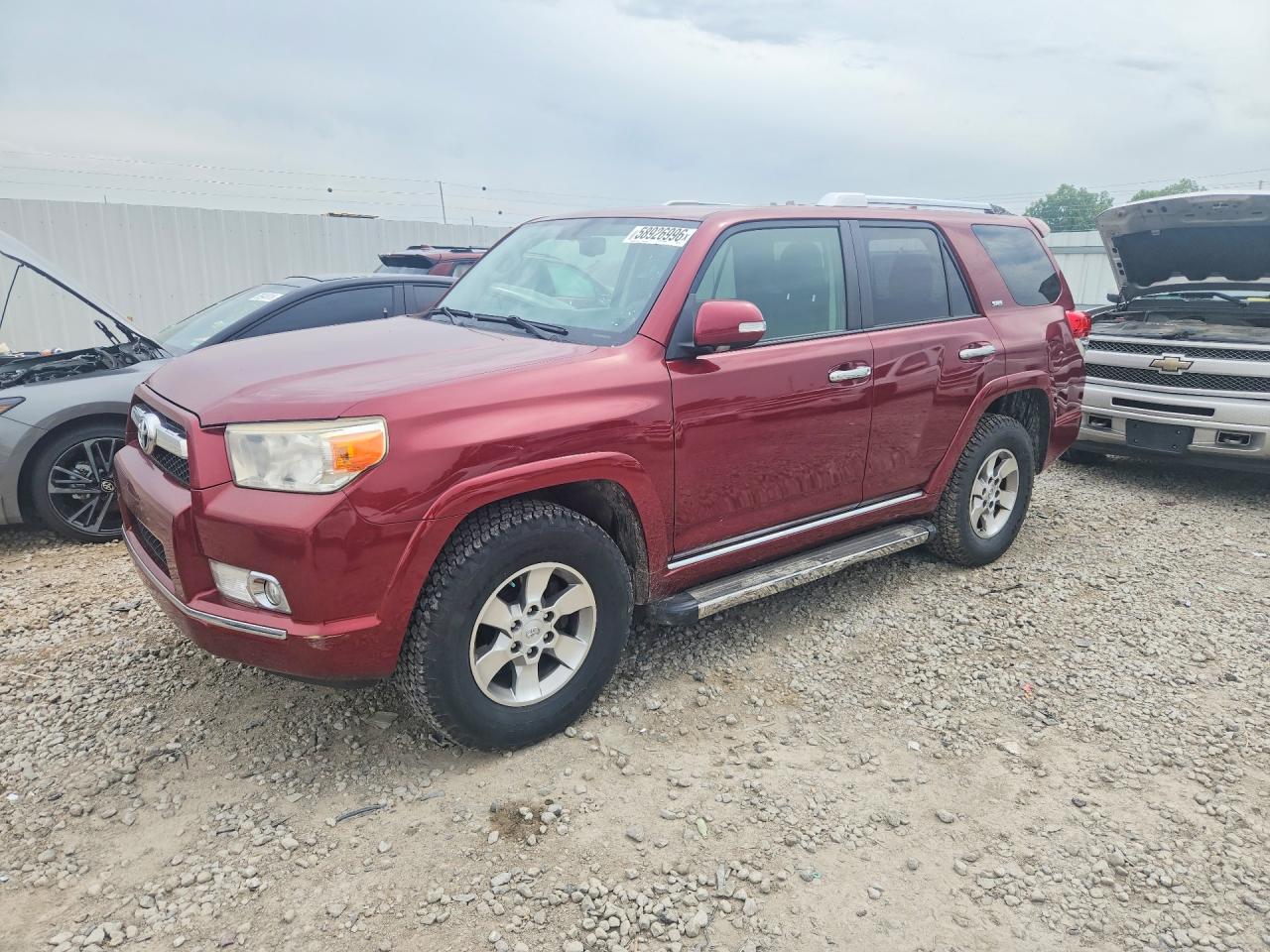 2012 Toyota 4runner Sr5 Red vin: JTEBU5JR1C5082671
