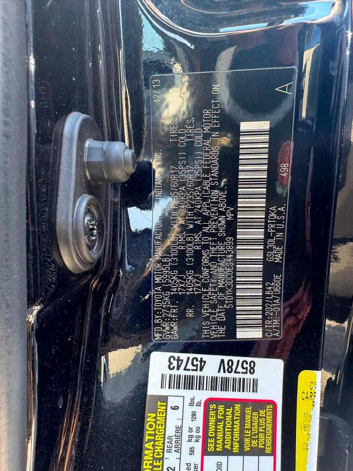 2014 Toyota Sienna Xle 8-passenger Black vin: 5TDYK3DC0ES443899