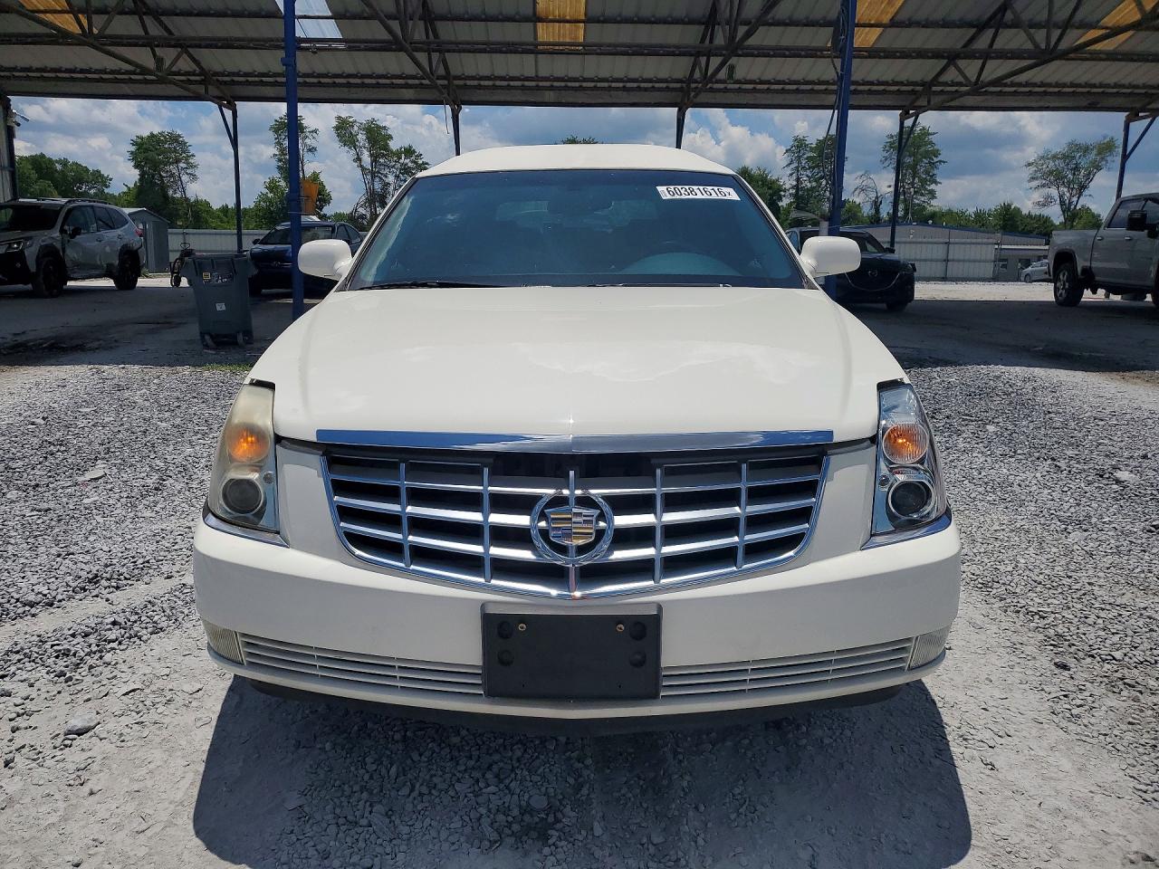 2006 Cadillac Professional Chassis White vin: 1GEEH96Y66U550277
