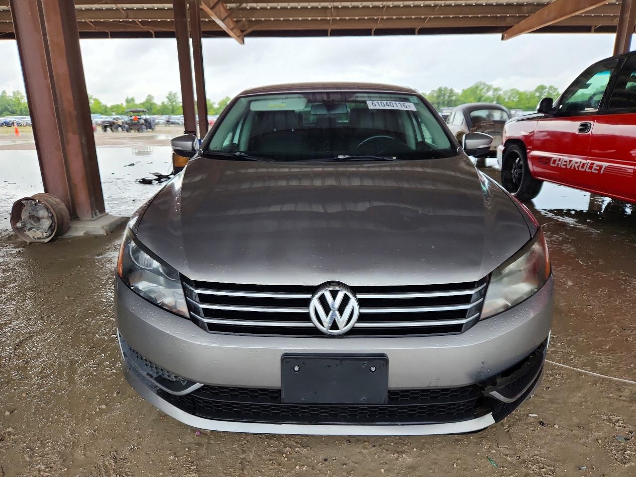 2014 Volkswagen Passat S Silver vin: 1VWAT7A31EC086385