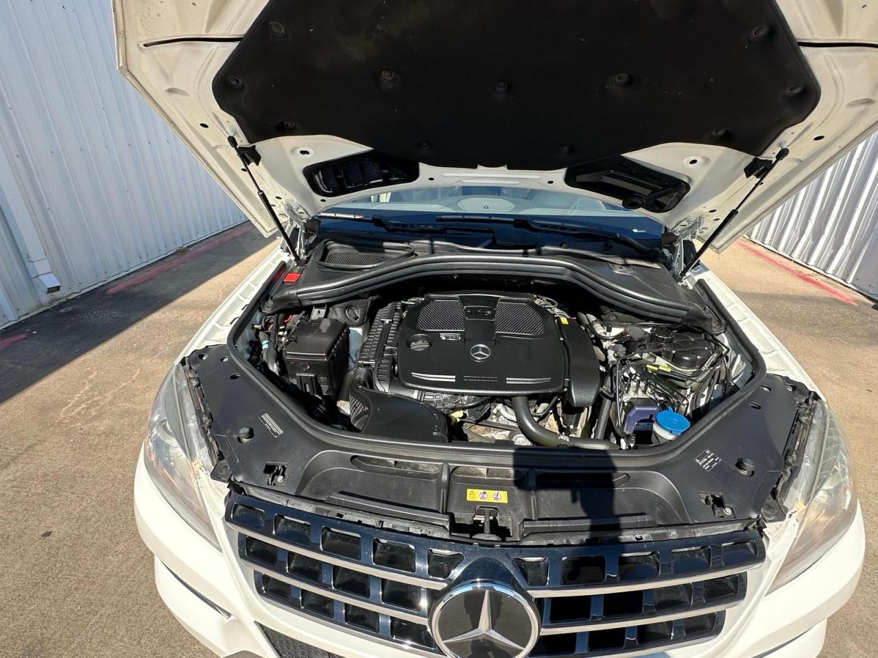 2013 Mercedes-benz Ml 350 4matic White vin: 4JGDA5HB1DA198133