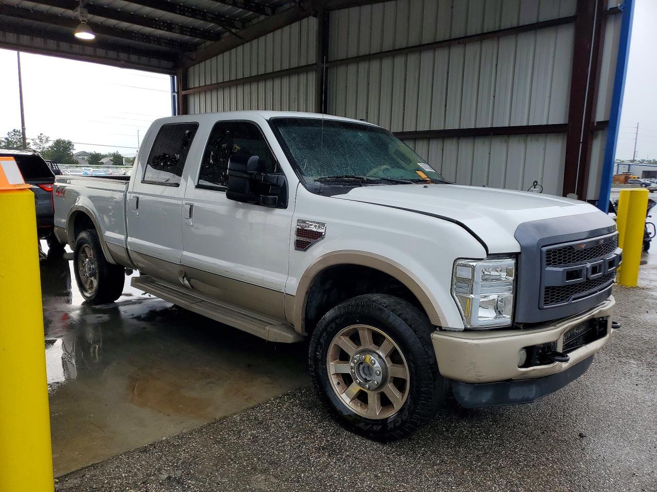2008 Ford F250 Super Duty White vin: 1FTSW21R78EC56571