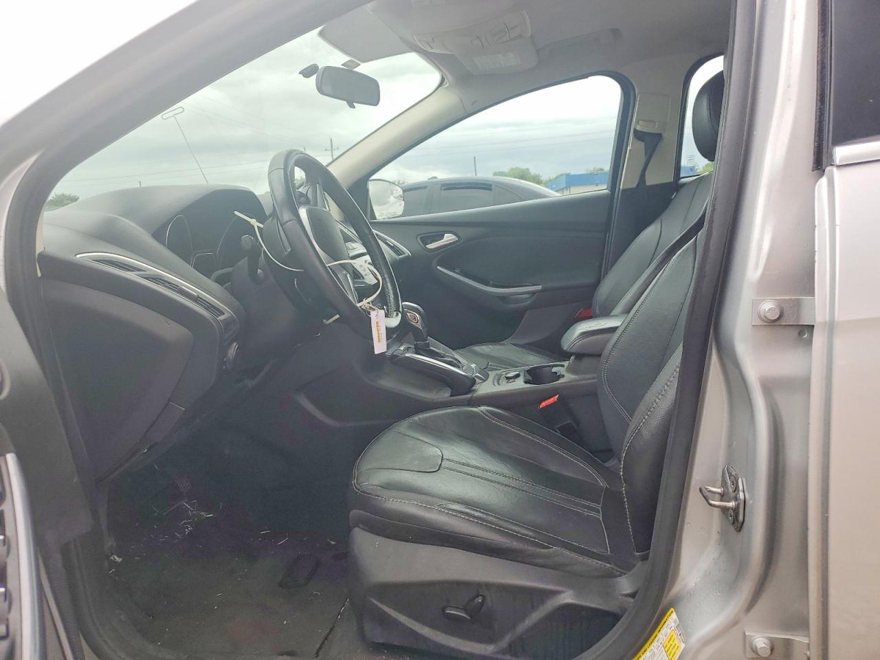 2013 Ford Focus Titanium Серебряный vin: 1FADP3J20DL345814