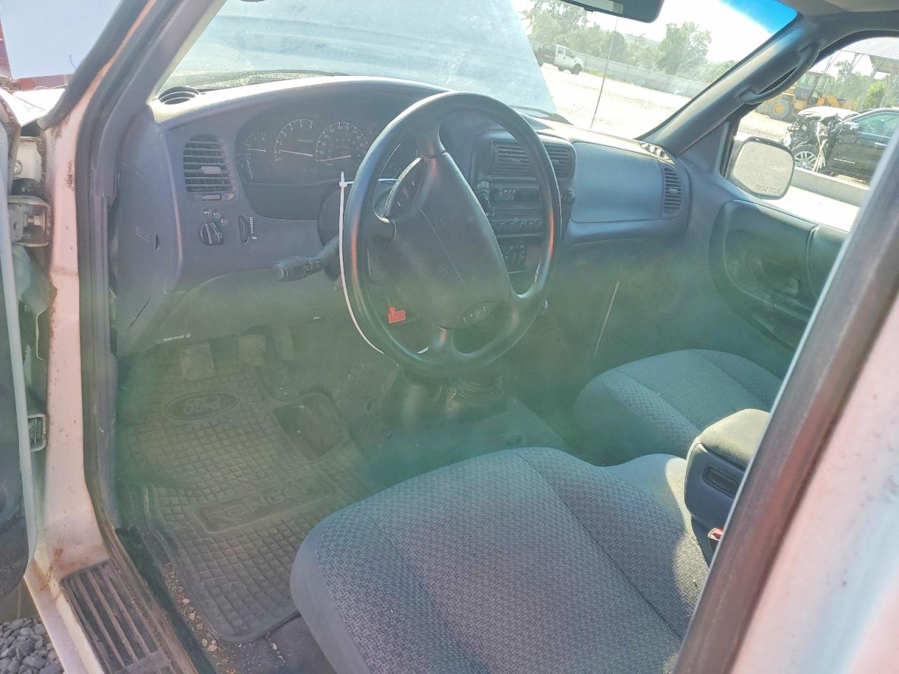 1998 Ford Ranger Super Cab Белый vin: 1FTZR15X8WPA20845