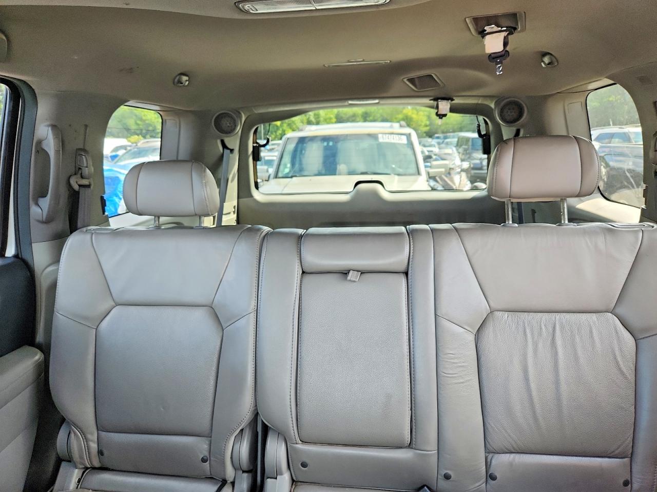 2010 Honda Pilot Exl Silver vin: 5FNYF4H68AB029024