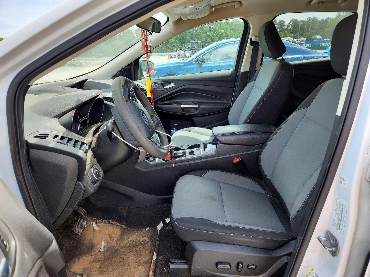 2018 Ford Escape Se White vin: 1FMCU9GD7JUC49237