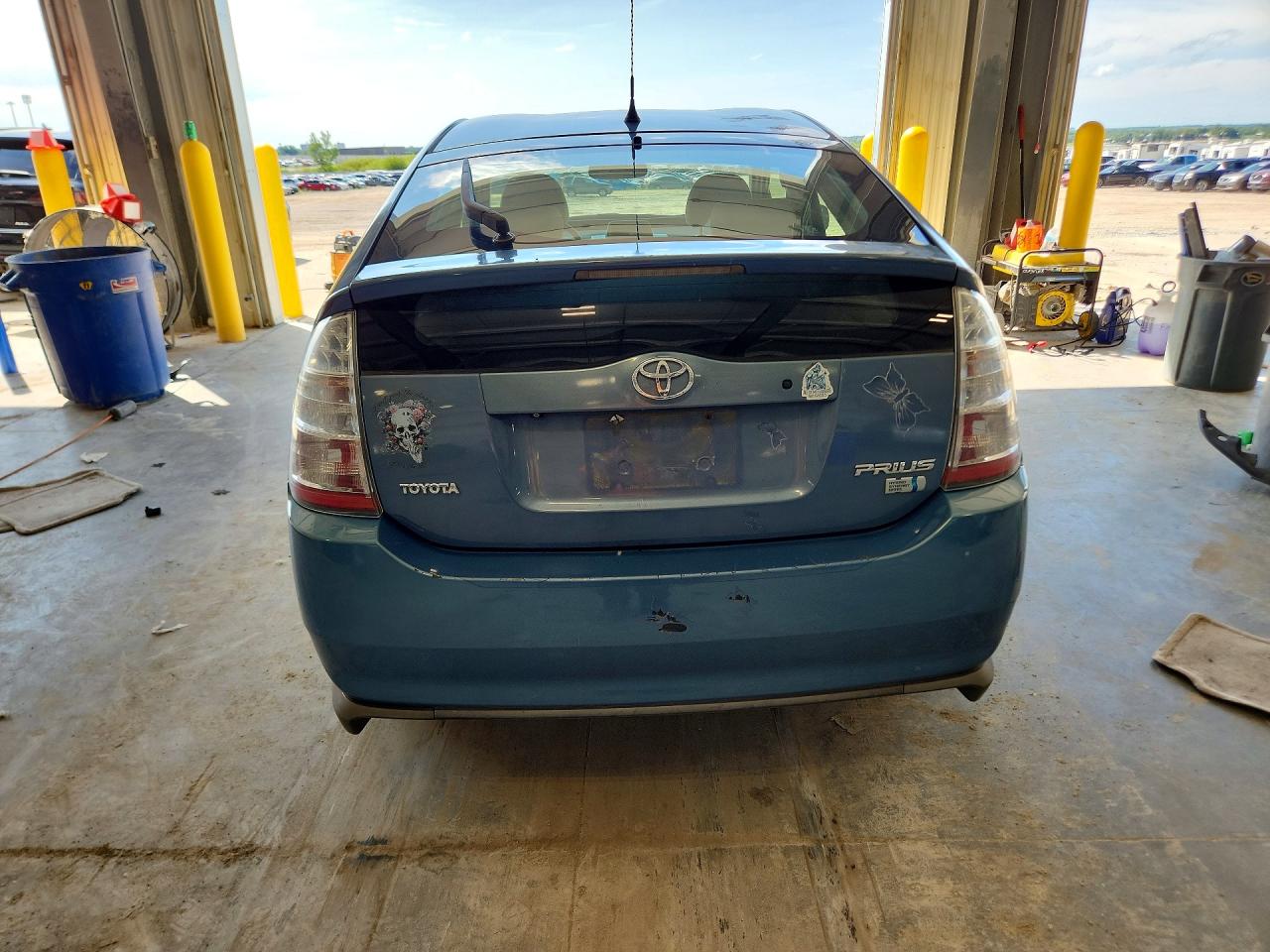 2008 Toyota Prius Base Blue vin: JTDKB20U287720999