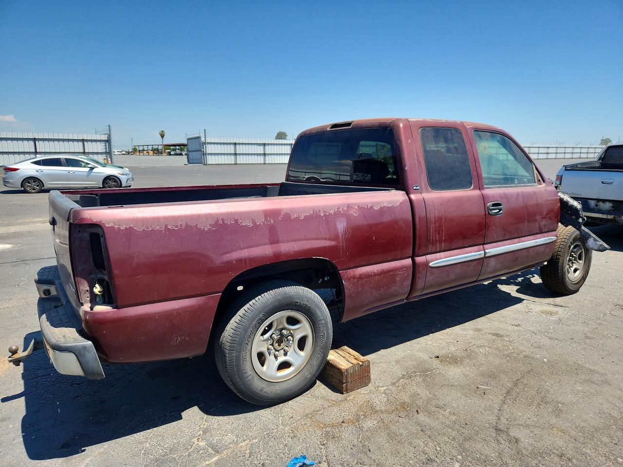 2004 Gmc New Sierra C1500 Burgundy vin: 1GTEC19V04Z180955