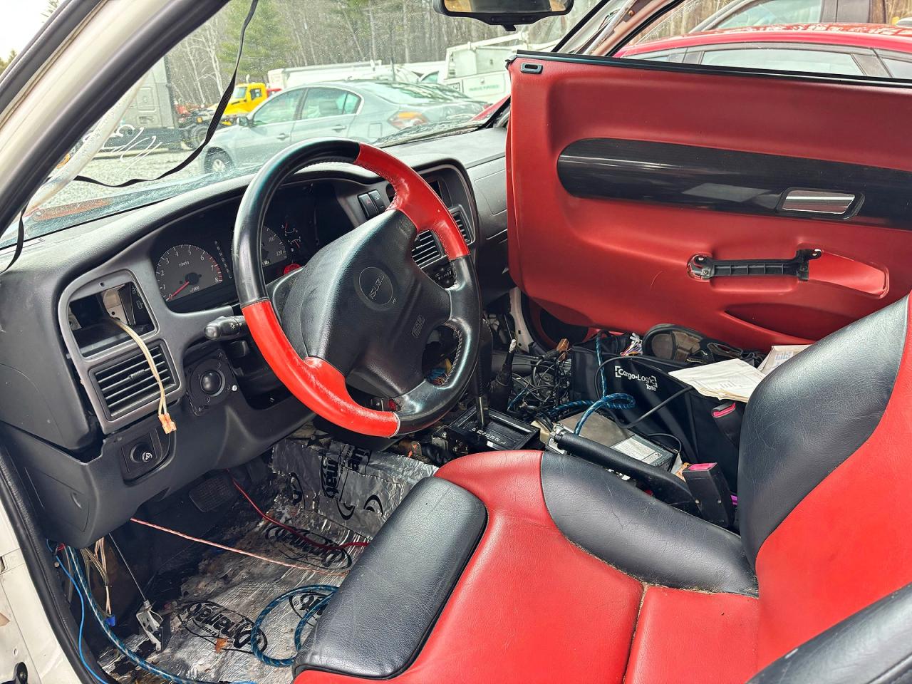 1999 Isuzu Vehicross White vin: JACCN57XXX7991738
