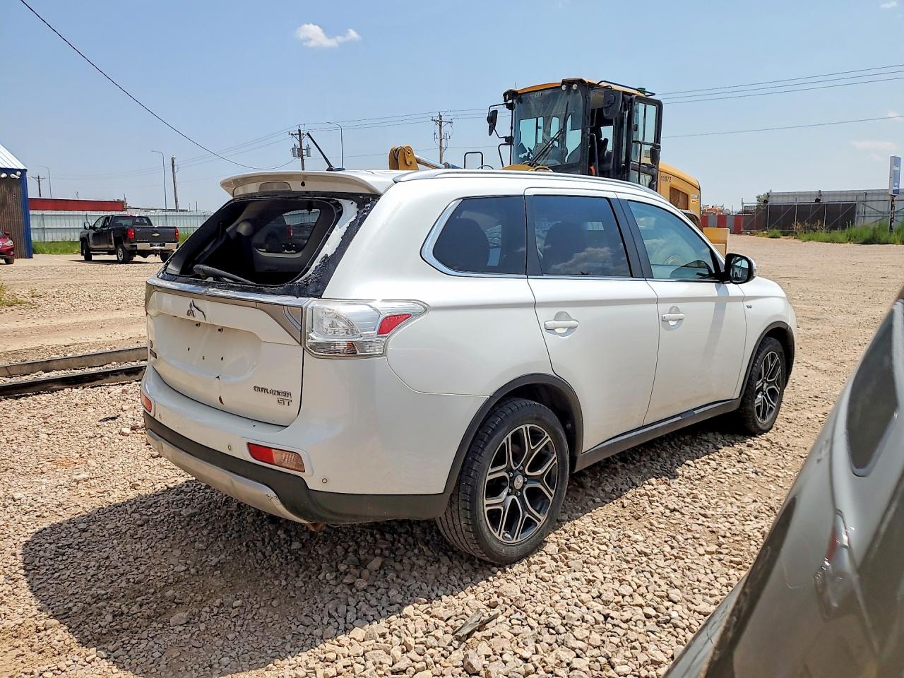 2015 Mitsubishi Outlander Gt White vin: JA4JZ4AX1FZ000780
