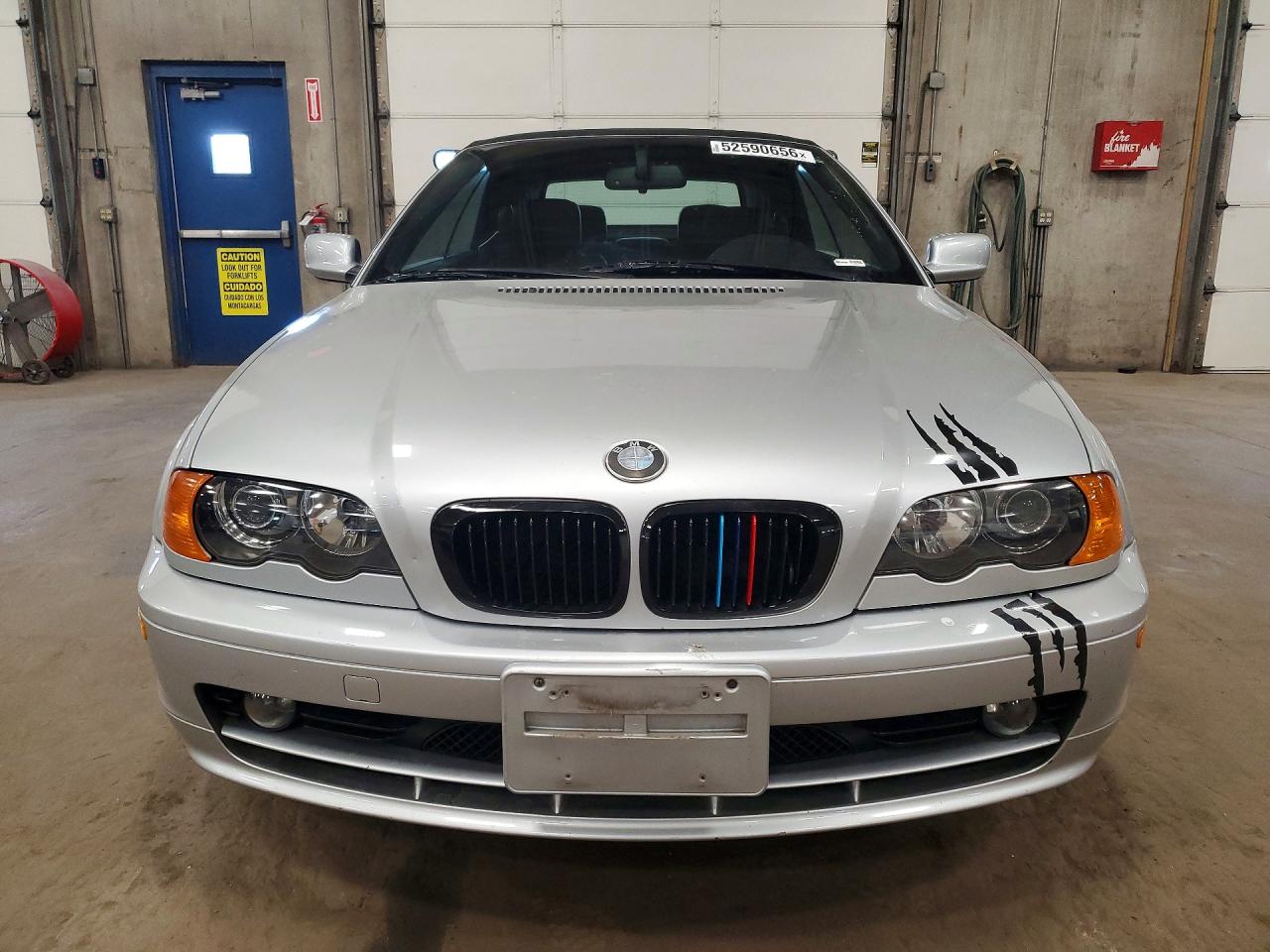 2000 Bmw 323 Ci Серебряный vin: WBABR3345YEA82319