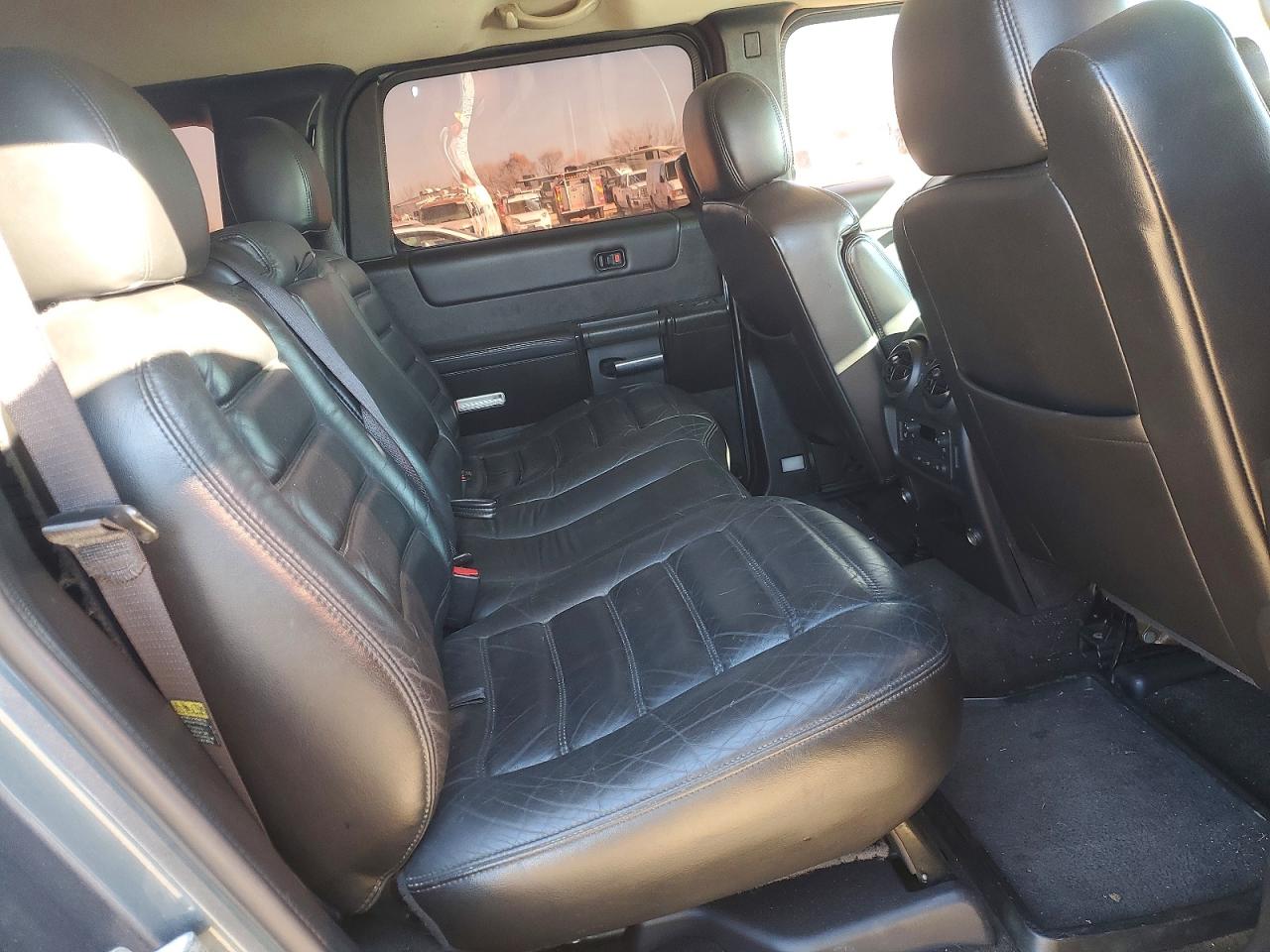 2005 Hummer H2 Charcoal vin: 5GRGN23U25H107584