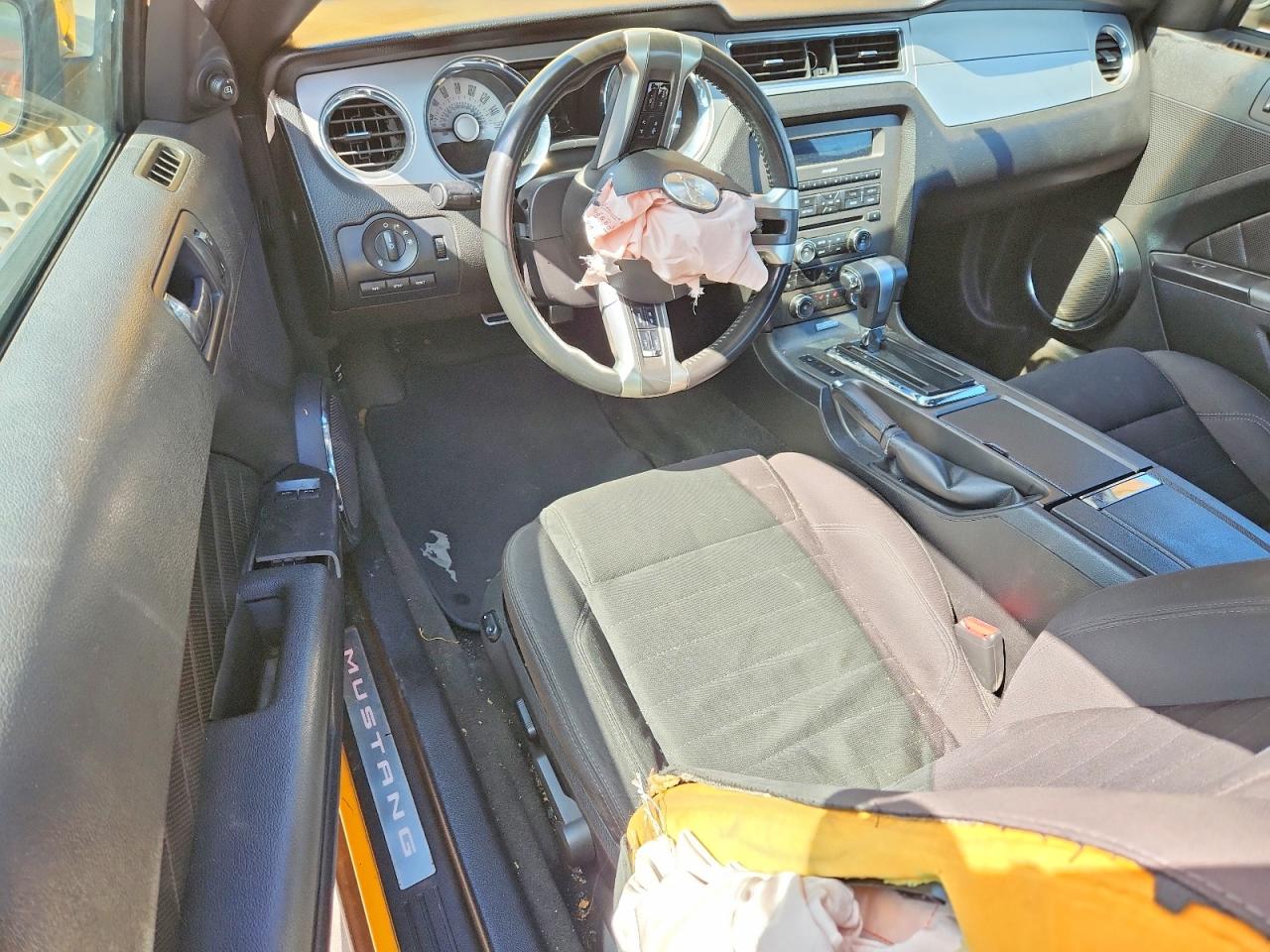 2012 Ford Mustang Yellow vin: 1ZVBP8AM1C5219669