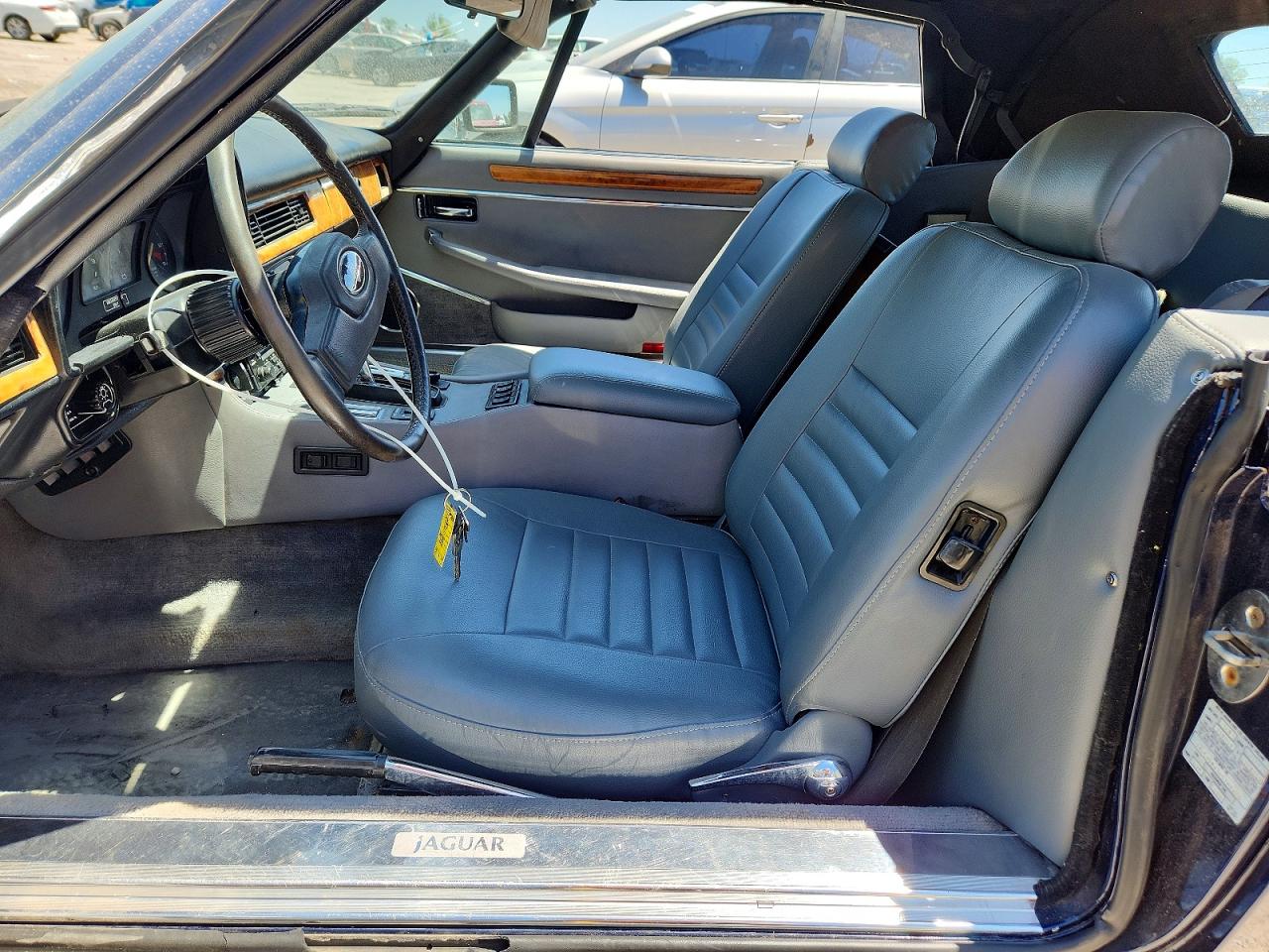 1988 Jaguar Xjs Blue vin: SAJNV5847JC143475