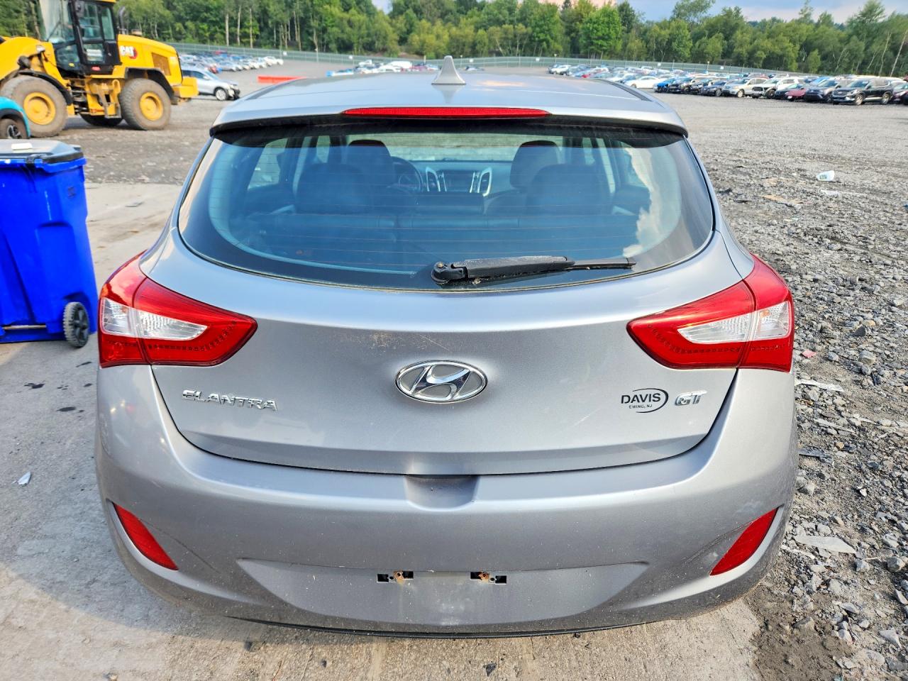 2014 Hyundai Elantra Gt Base Gray vin: KMHD35LH2EU219285