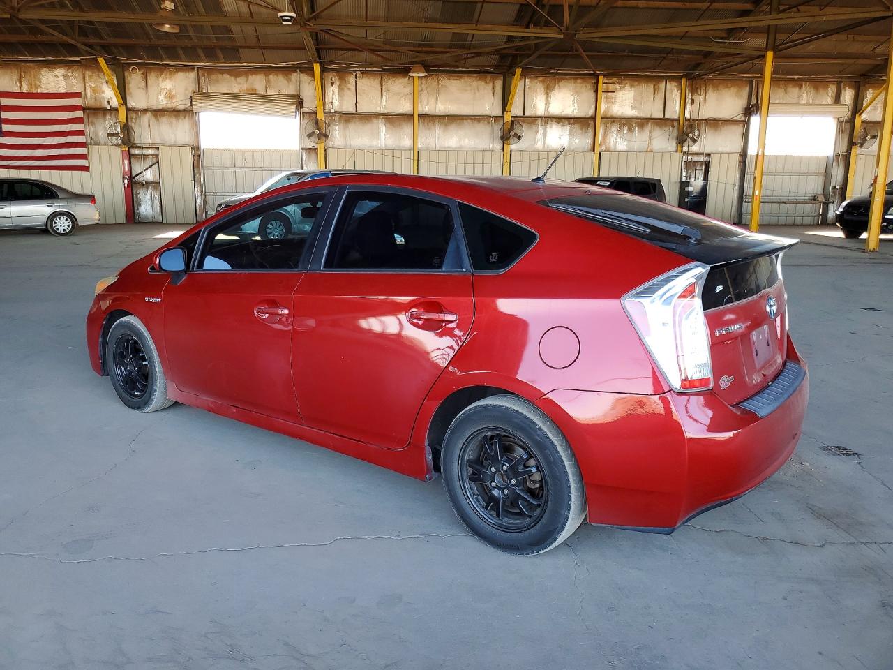 2013 Toyota Prius Two Красный vin: JTDKN3DUXD0342618