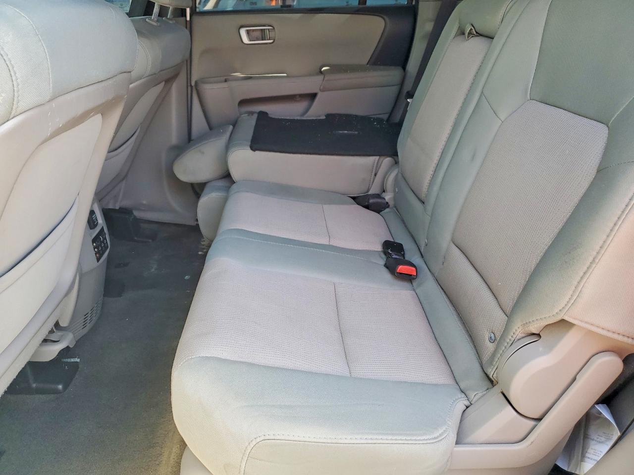 2015 Honda Pilot Se Silver vin: 5FNYF3H37FB020161