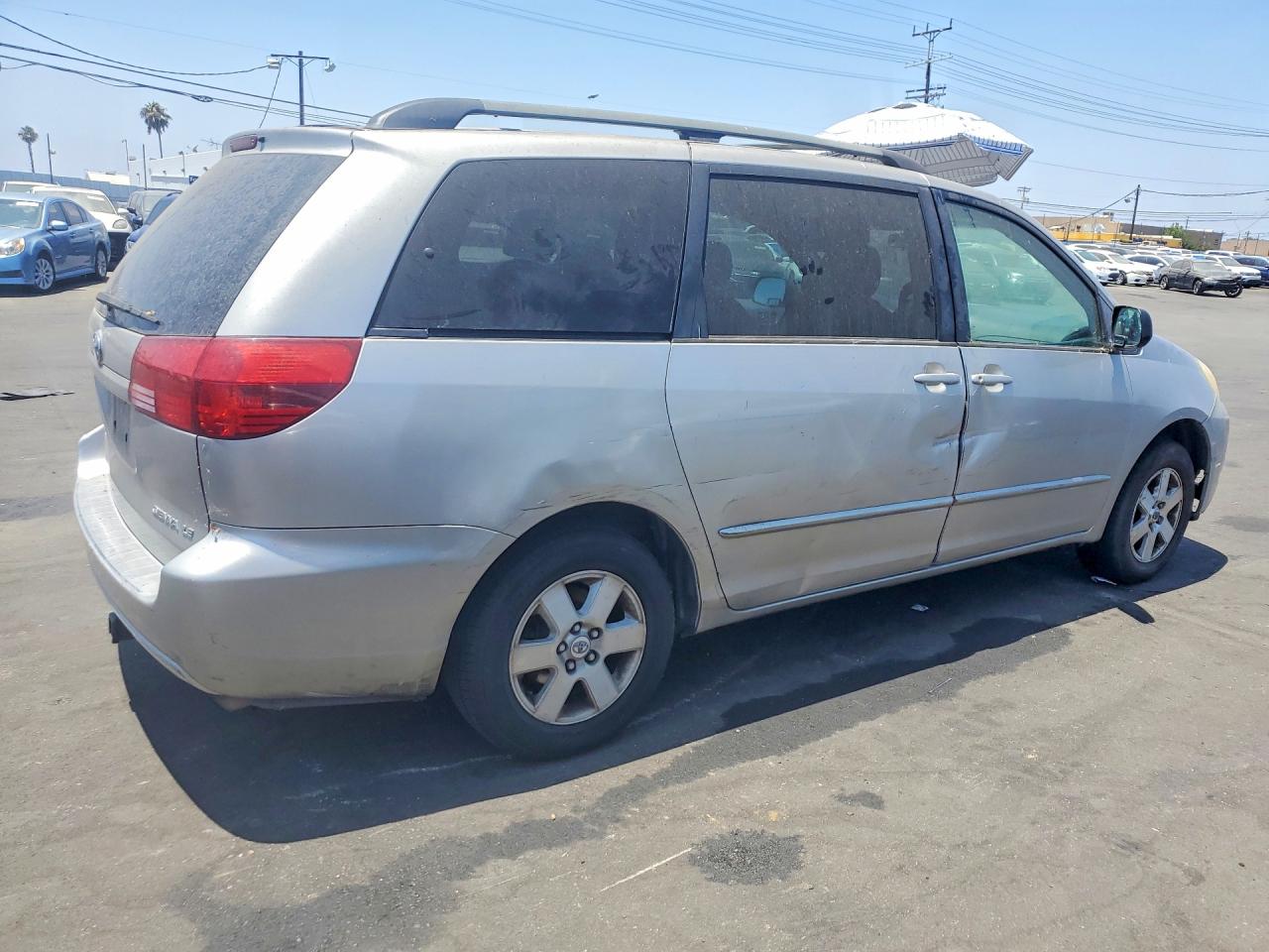 2005 Toyota Sienna Le 8 Passenger Silver vin: 5TDZA23C35S243523