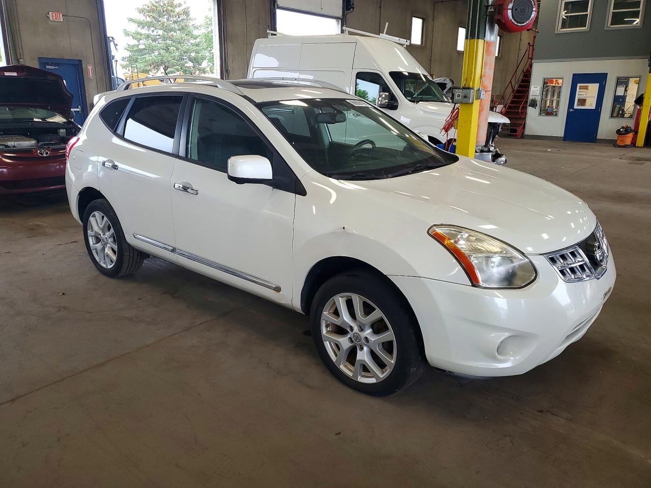 2013 Nissan Rogue S White vin: JN8AS5MV9DW137835