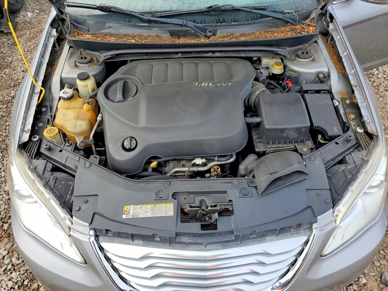 2013 Chrysler 200 Limited Silver vin: 1C3CCBCG2DN612545