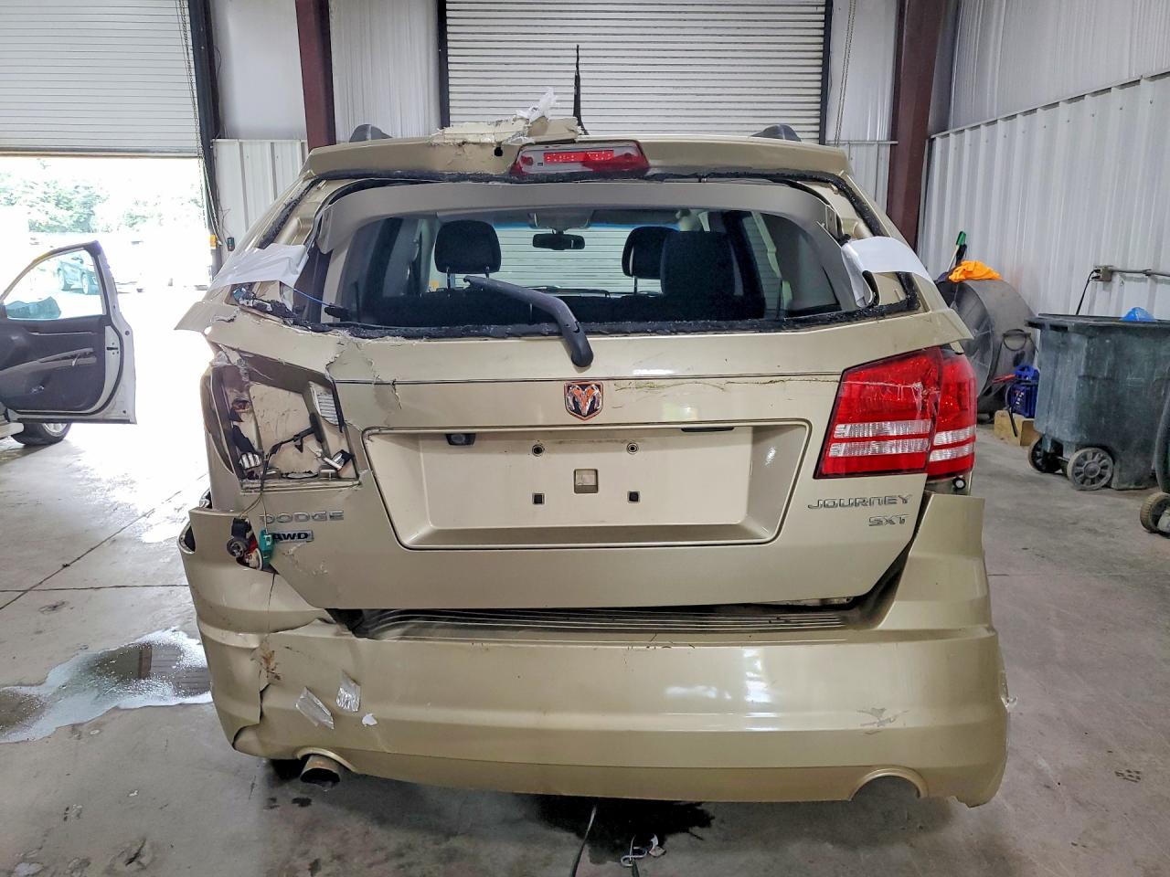 2010 Dodge Journey Sxt Gold vin: 3D4PH5FV8AT109501