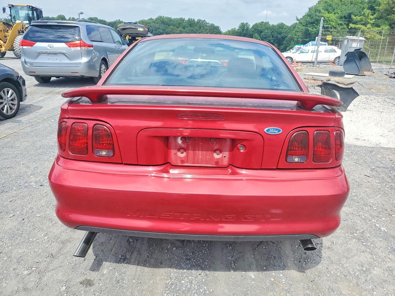 1996 Ford Mustang Gt Красный vin: 1FALP42X4TF182030