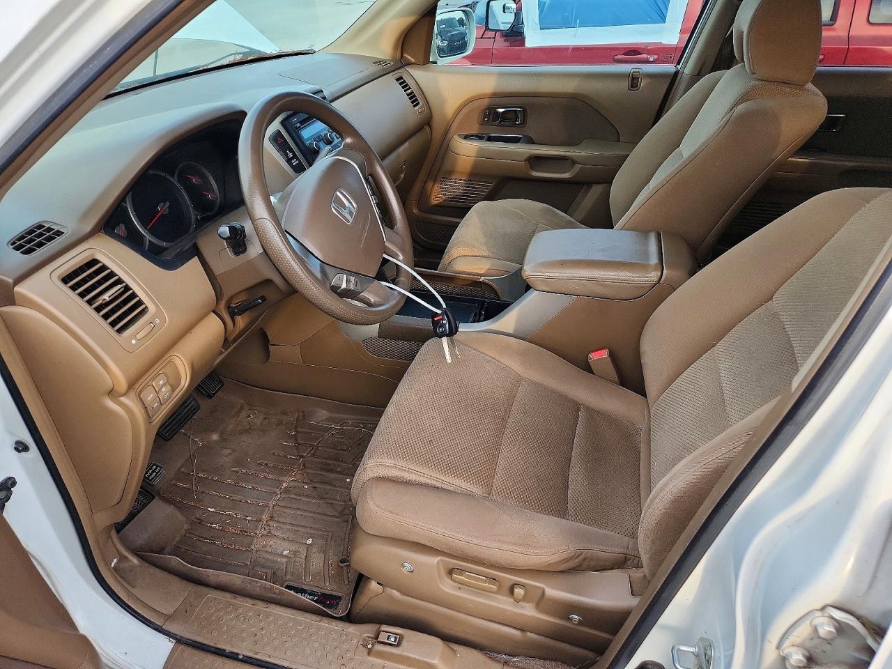 2008 Honda Pilot Ex White vin: 5FNYF18448B009523