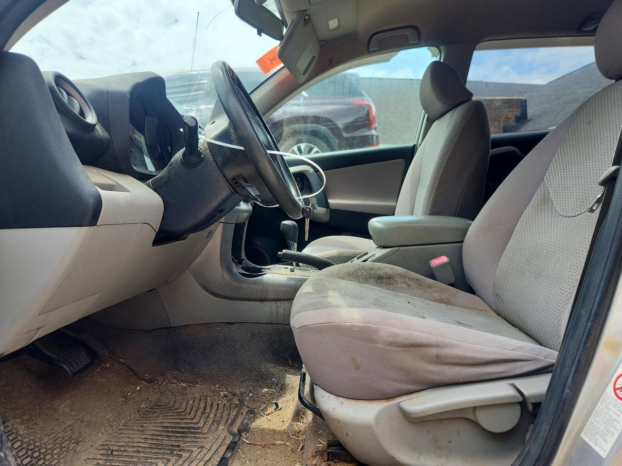 2006 Toyota Rav4 Base Silver vin: JTMZK33V566000012