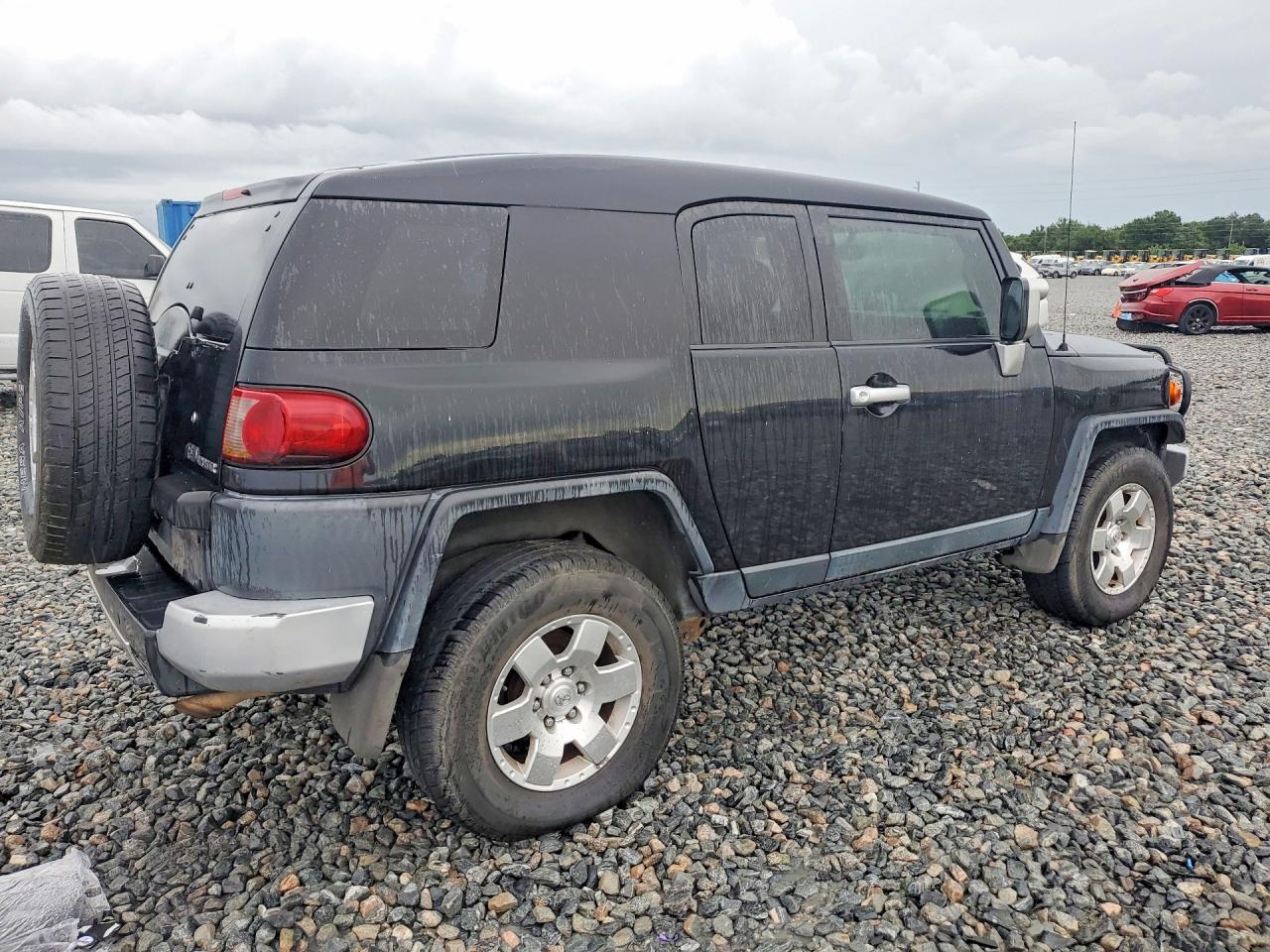 2008 Toyota Fj Cruiser Base Черный vin: JTEBU11F280106916