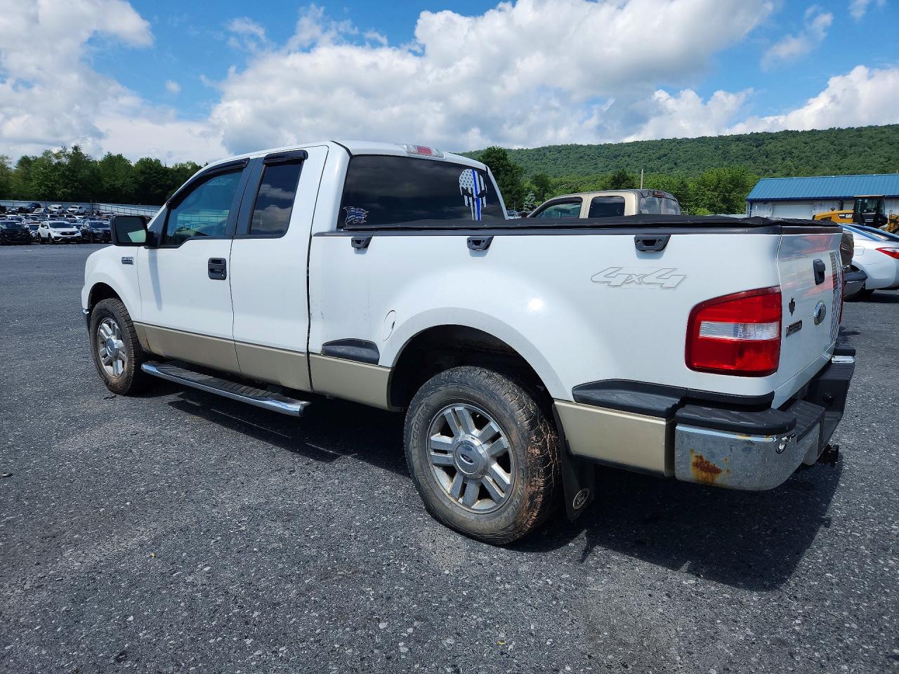2008 Ford F150 White vin: 1FTPX04518KC28752