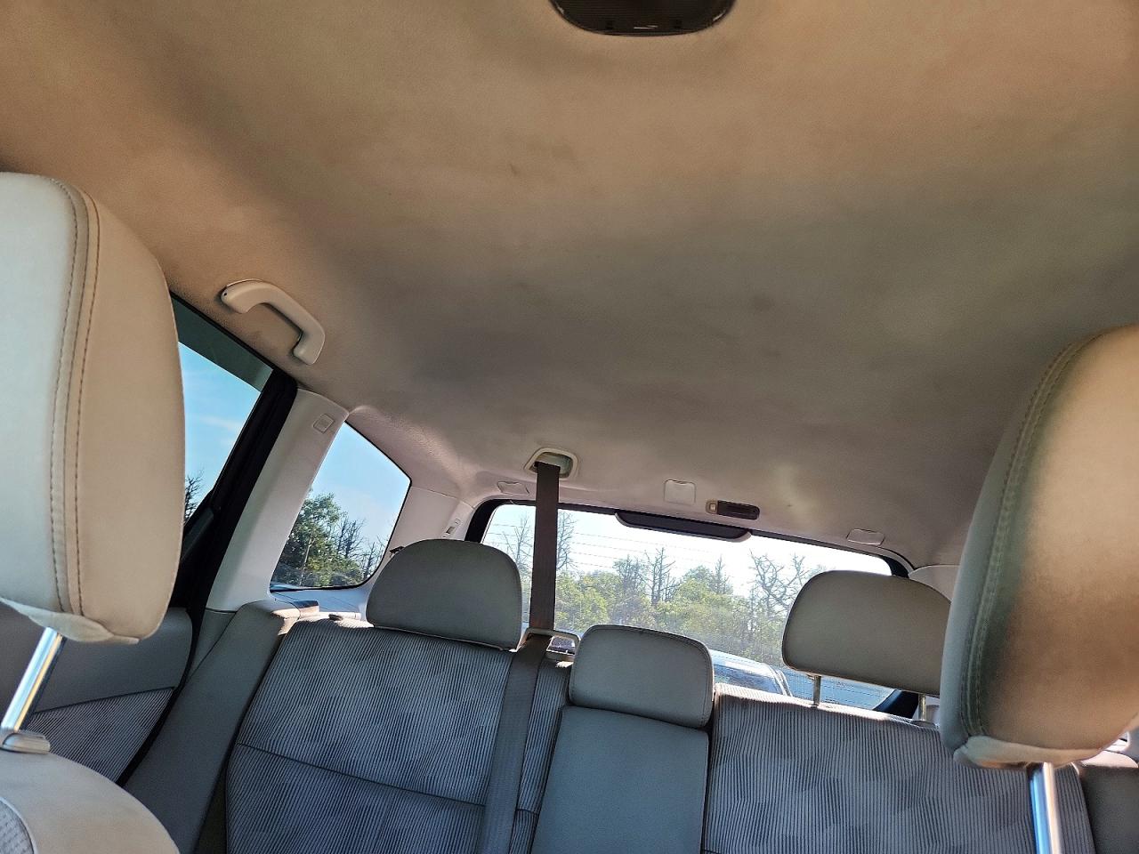 2010 Subaru Forester 2.5x Gray vin: JF2SH6ACXAH752872