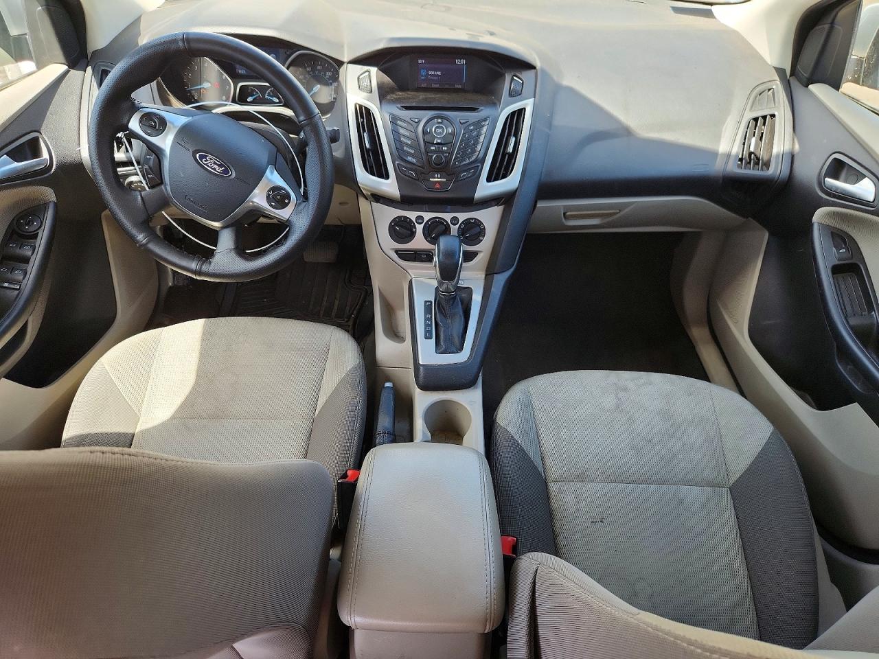 2014 Ford Focus Se Silver vin: 1FADP3F26EL304808