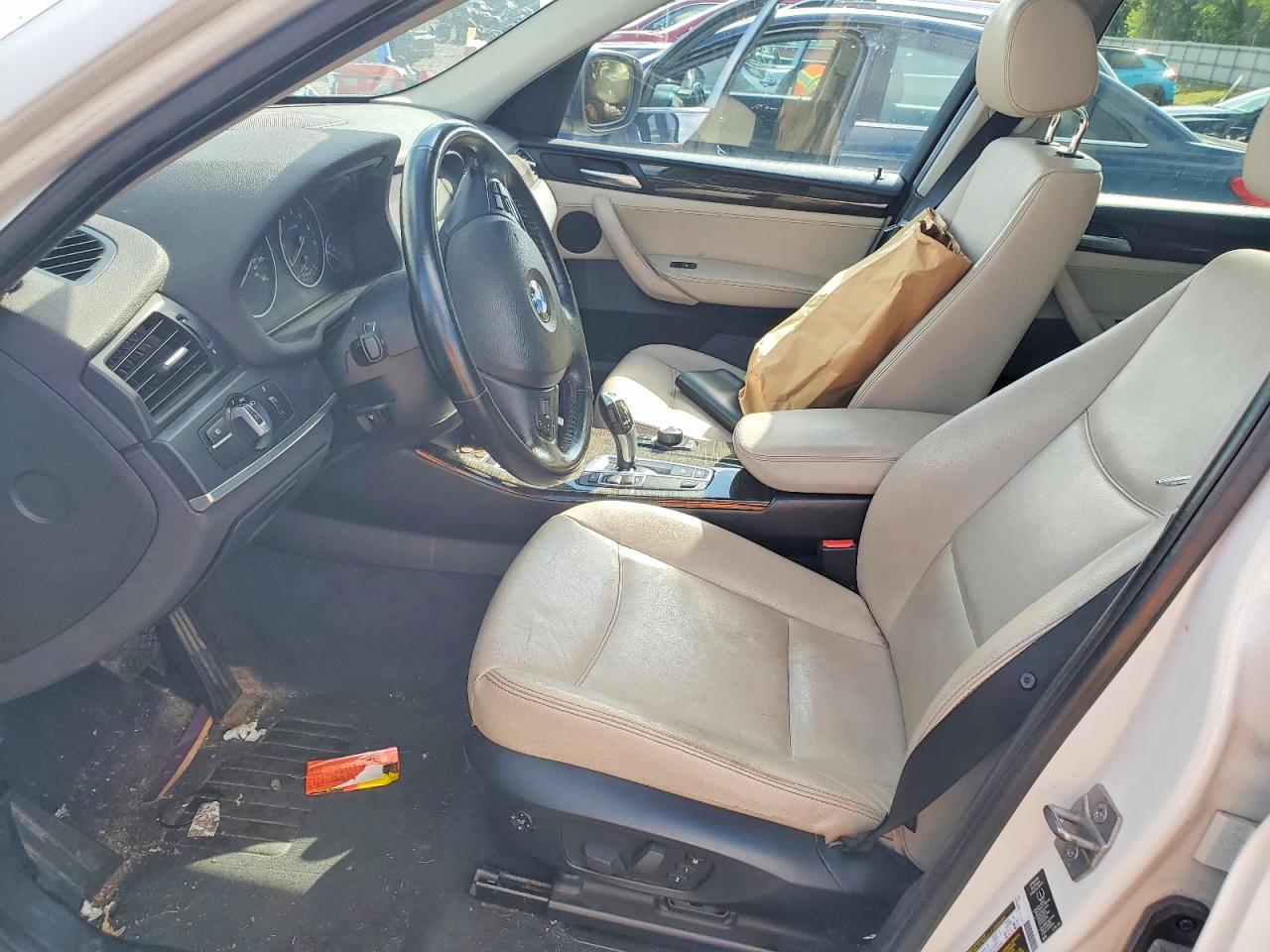 2013 Bmw X3 Xdrive28i White vin: 5UXWX9C56D0A25297