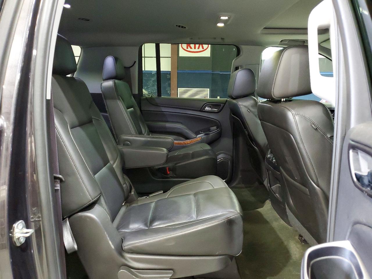 2015 Chevrolet Suburban K1500 Ltz Серый vin: 1GNSKKKC3FR262600