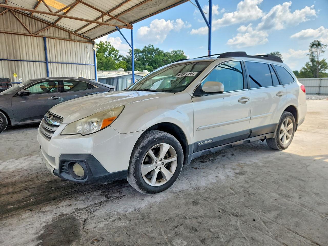 2013 Subaru Outback 2.5i Limited White vin: 4S4BRCPC8D3226058