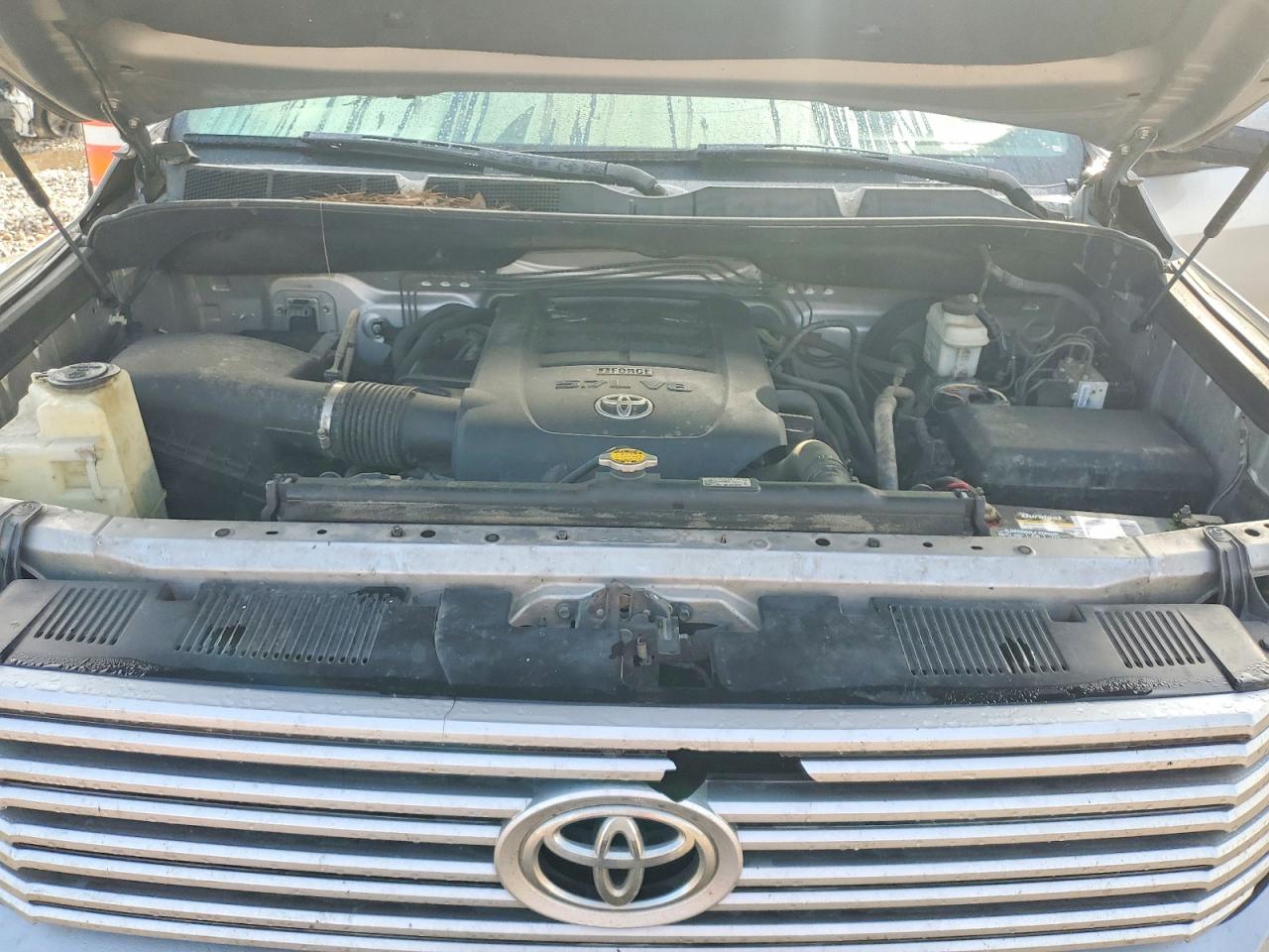 2015 Toyota Tundra Platinum Серебряный vin: 5TFAW5F12FX476282
