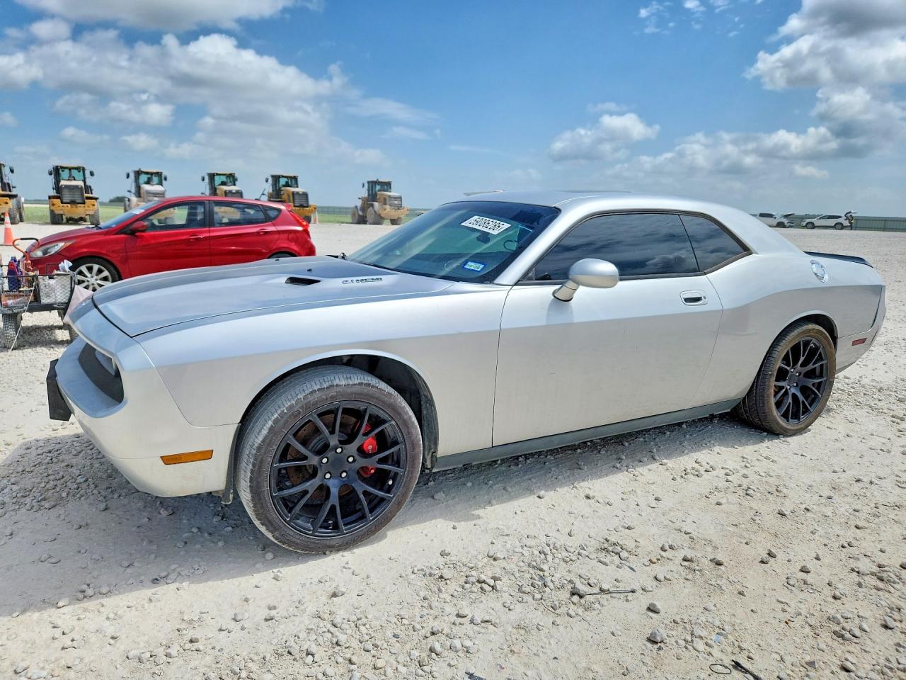2010 Dodge Challenger Srt-8 Silver vin: 2B3CJ7DWXAH102762