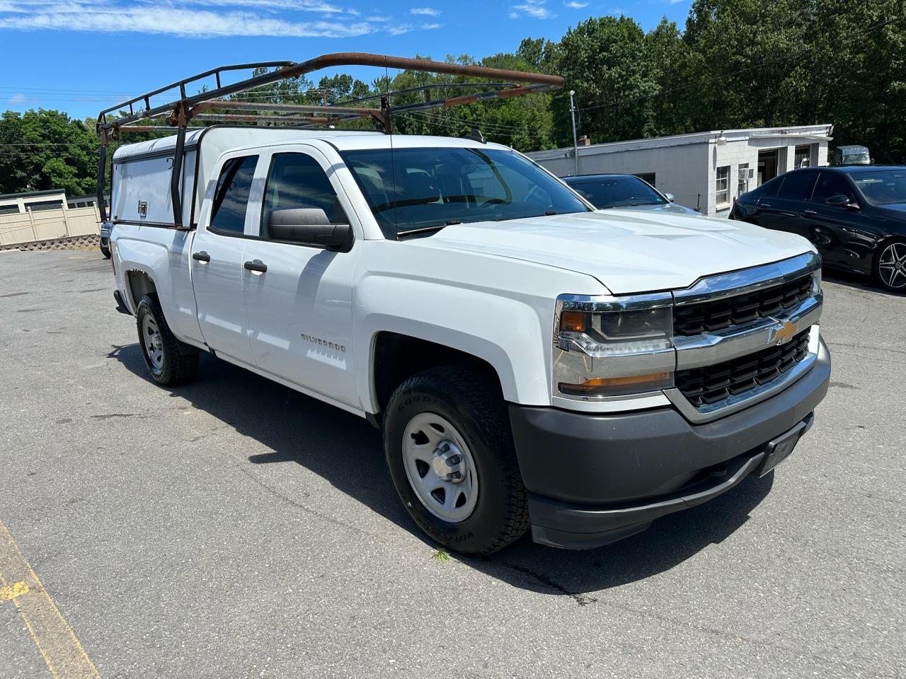 2016 Chevrolet Silverado K1500   Белый vin: 1GCVKNECXGZ395407