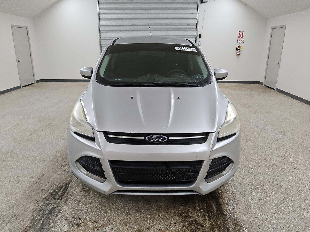 2014 Ford Escape Se Silver vin: 1FMCU9G9XEUC09574 Damage: Windshield, Broken, Replacement Required