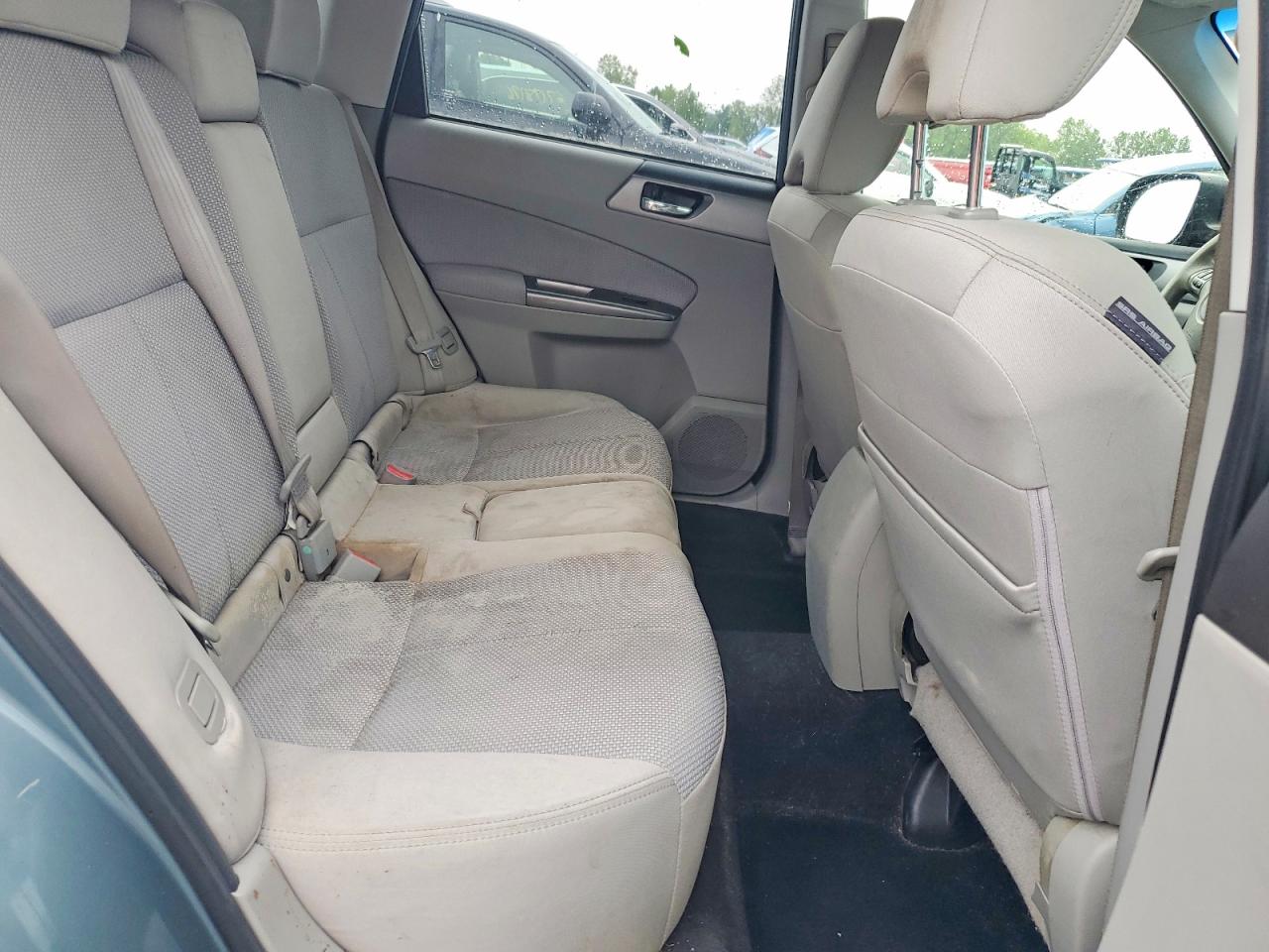 2012 Subaru Forester 2.5x Premium Blue vin: JF2SHADCXCH448393