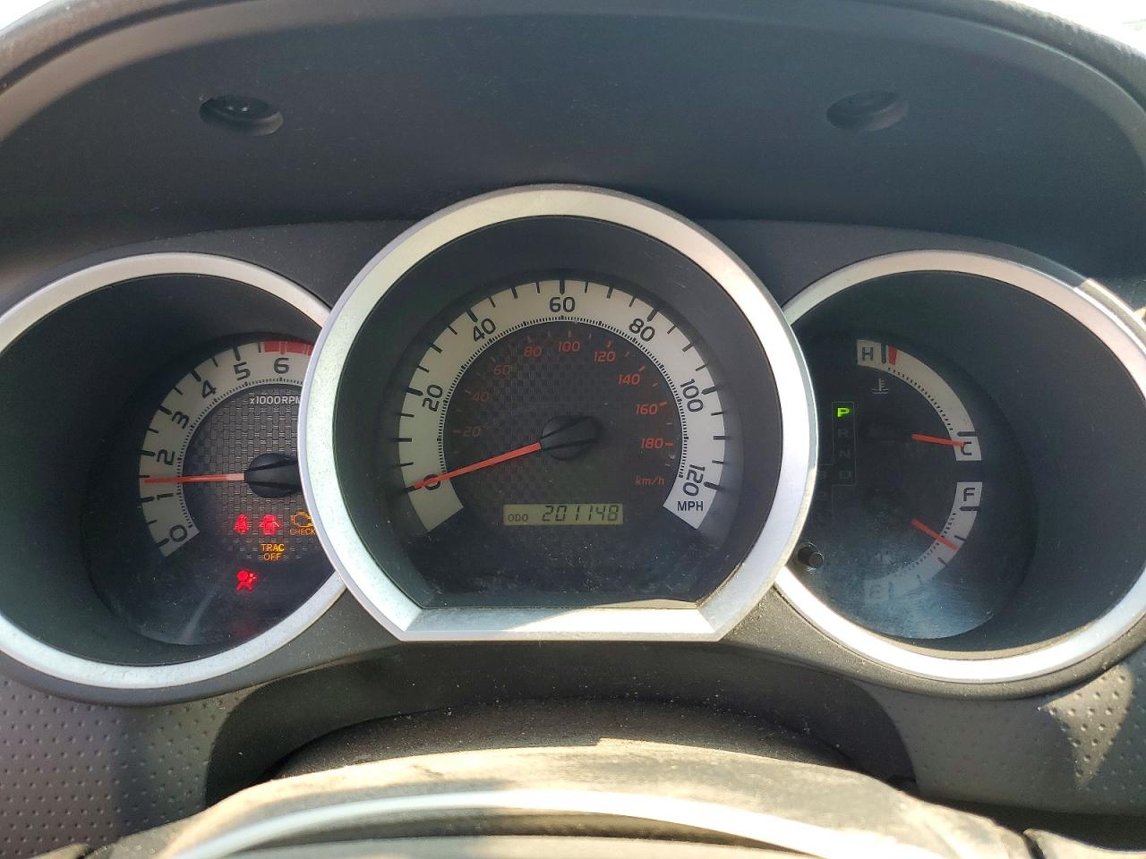 2015 Toyota Tacoma Base Белый vin: 5TFTX4CN0FX052283