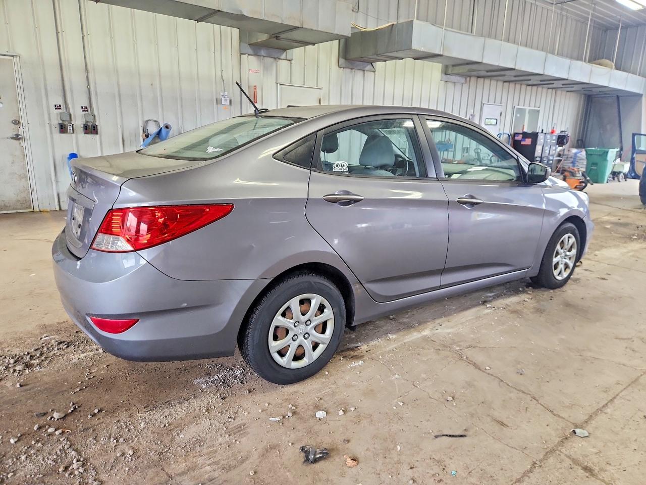 2014 Hyundai Accent Gls Gray vin: KMHCT4AE0EU638783