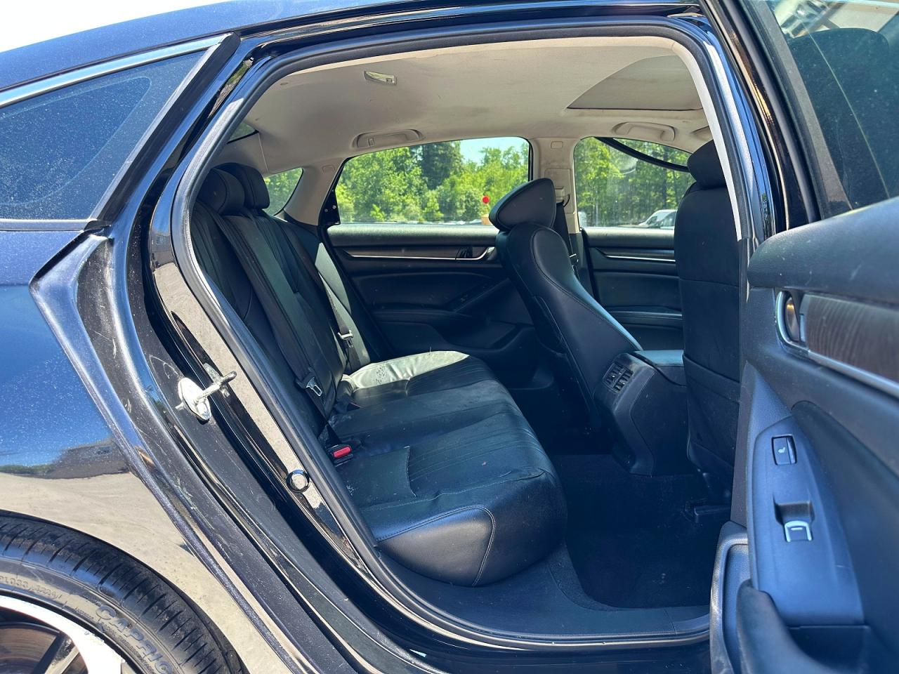2018 Honda Accord Touring Черный vin: 1HGCV1F97JA085040