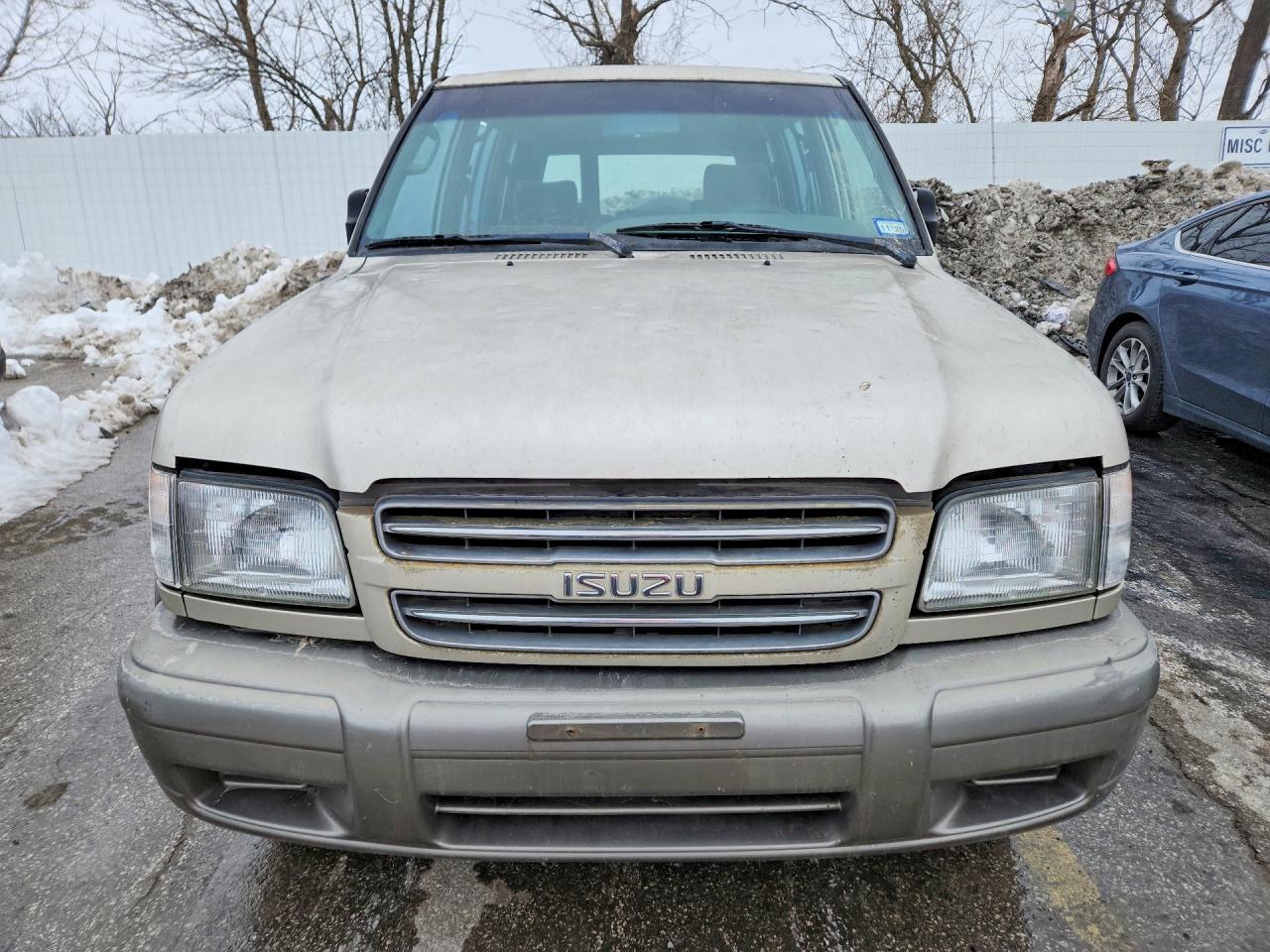 2000 Isuzu Trooper S Tan vin: JACDS58X1Y7J08798