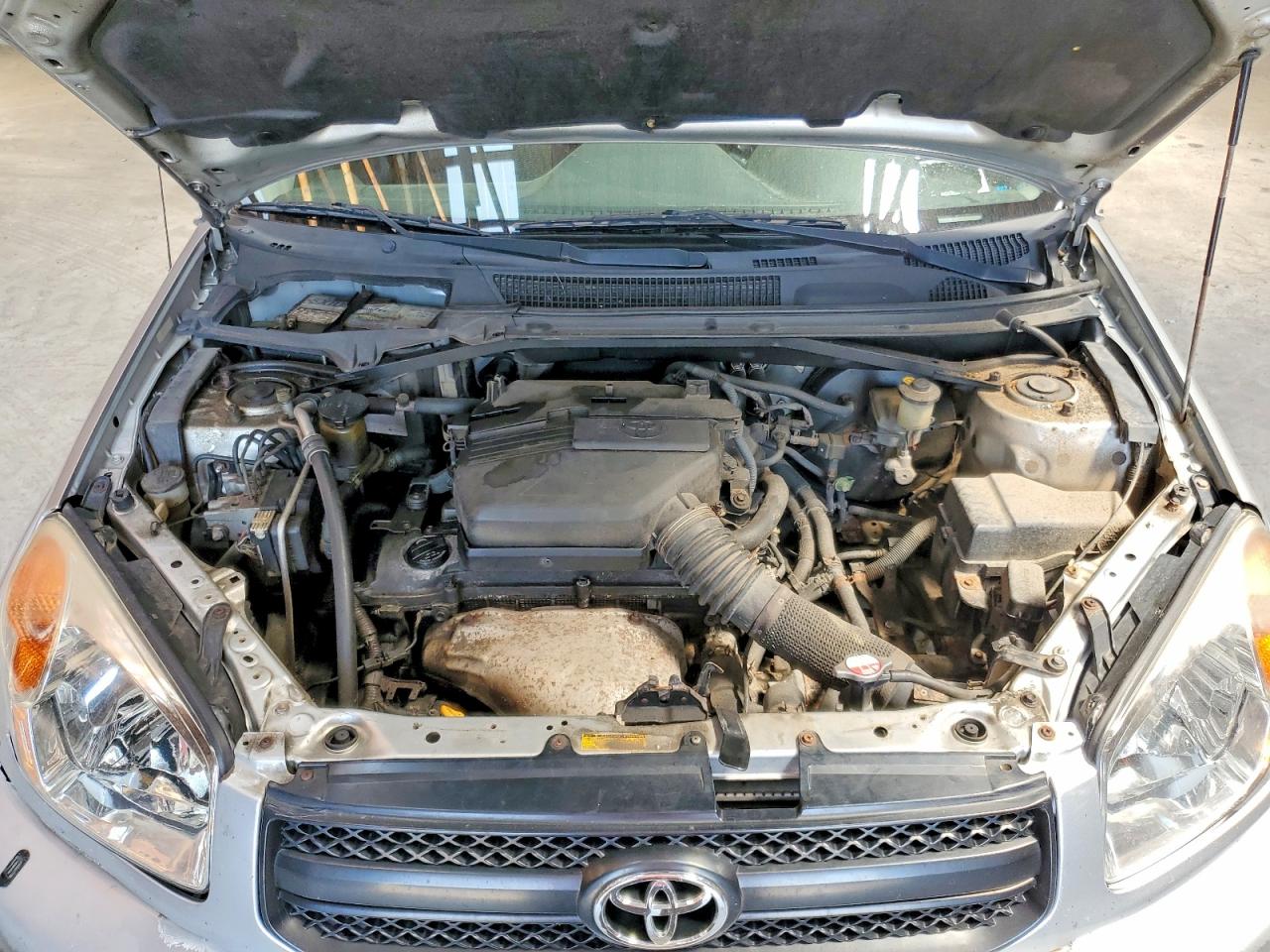 2004 Toyota Rav4 Base Silver vin: JTEHD20V246001227