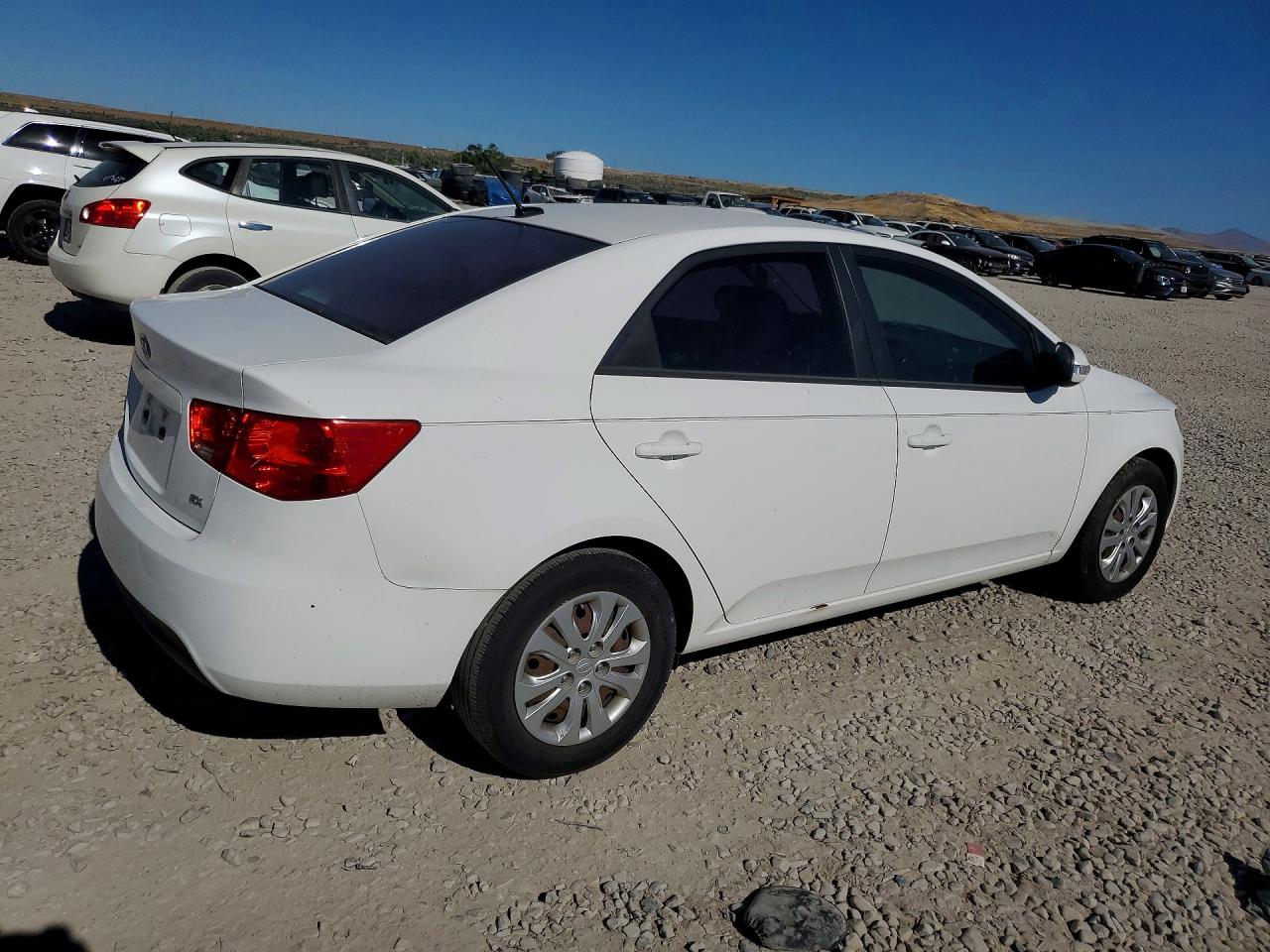2010 Kia Forte Ex White vin: KNAFU4A28A5857531