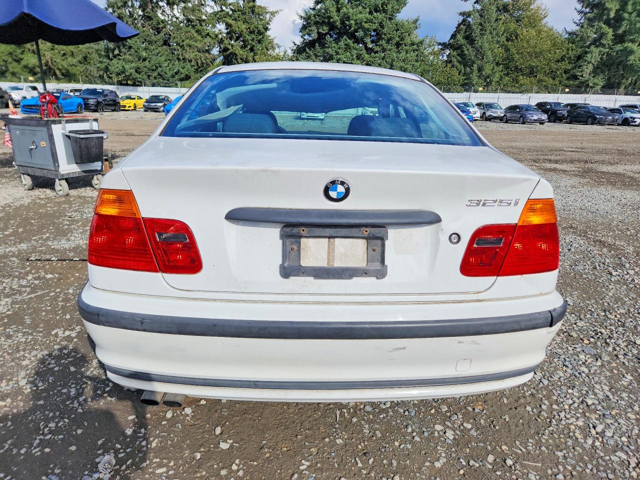 2001 Bmw 325 I White vin: WBAAV33451FV02116