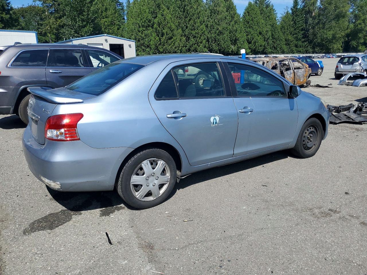 2010 Toyota Yaris Base Blue vin: JTDBT4K36A1395957