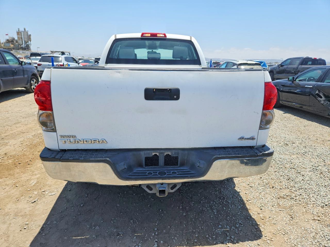 2008 Toyota Tundra Sr5 White vin: 5TBBT54148S459369
