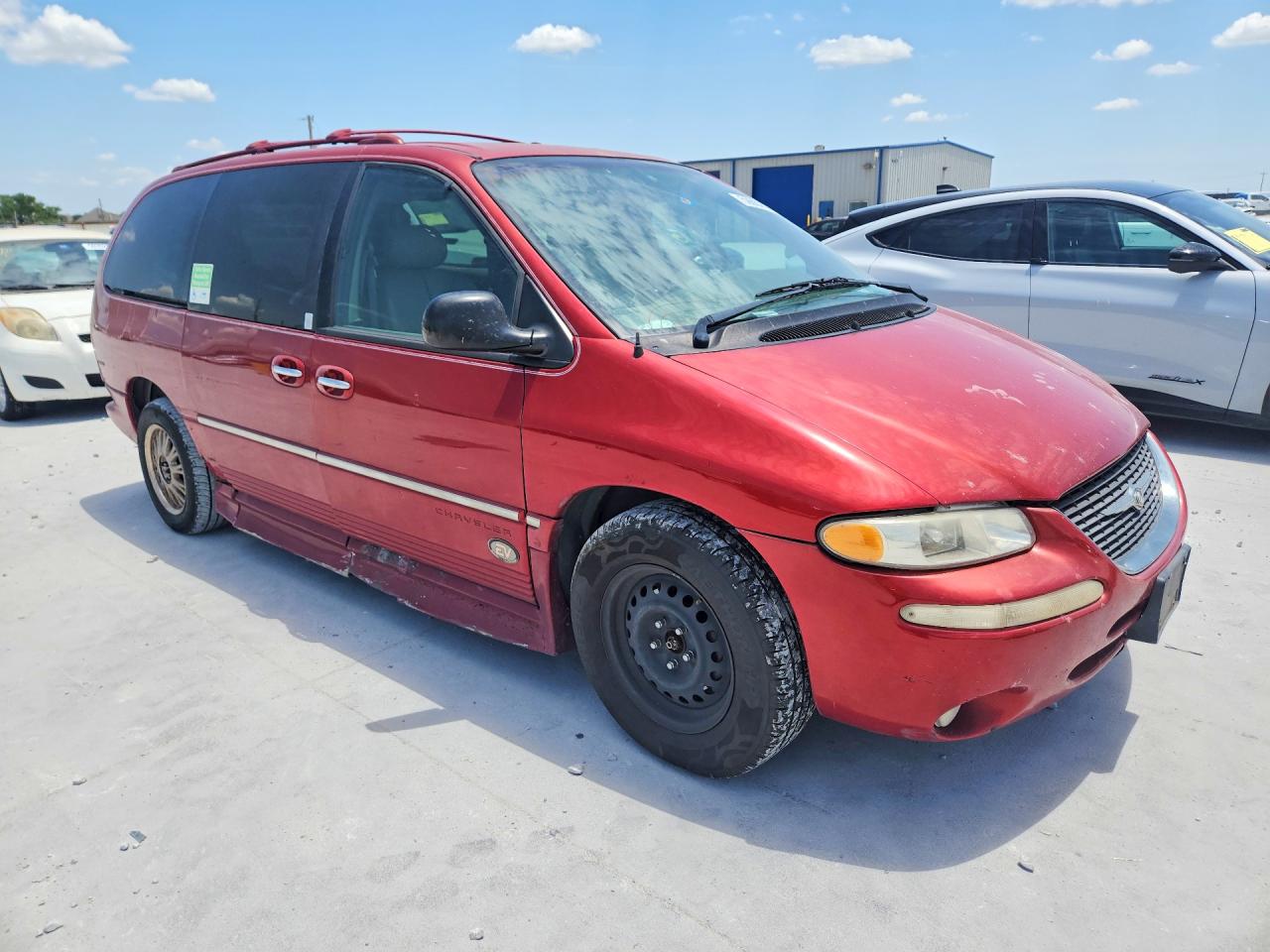 2000 Chrysler Town & Country Limited Темно-бордовый vin: 1C4GP64L7YB614285